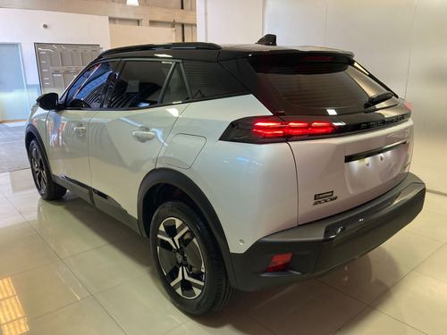 Peugeot 2008 1.0T Gt