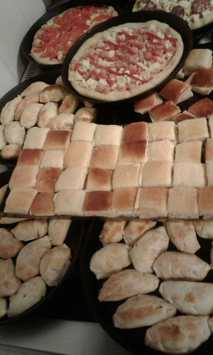 Pizza Party Pernil. Lunchs. Bondiola. Catering