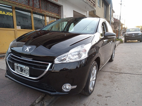 Imagen 3 de 12 de Peugeot 208 1.5 Allure 2015