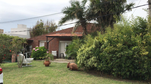 1234-20 - Casa En Punta Colorada Para 12 Personas, Con Piscina.