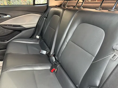 Chevrolet Onix 1.0T Premier Sedan At