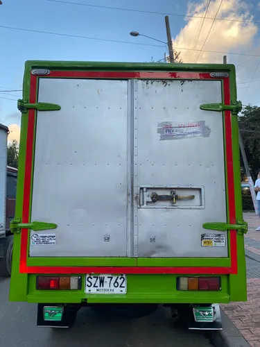 Dimax 2.5... Modelo 2012... 4x2 En Furgón. Excelente Estado