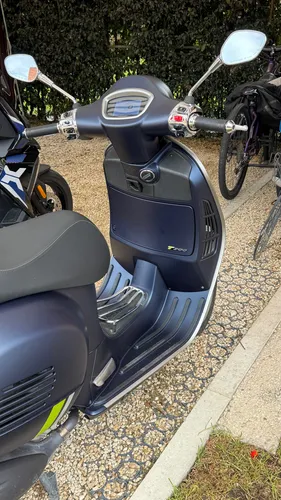 Vendo Vespa Gts 300 Super Tech 2023 ¡prácticamente Nueva,