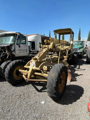 Imagen 2 de 7 de Motoconformadora Caterpillar 120b