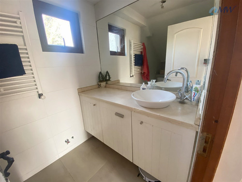 Sitio De 2800 Mt2 En Barnechea Con Casa Incluida 296 Mt2