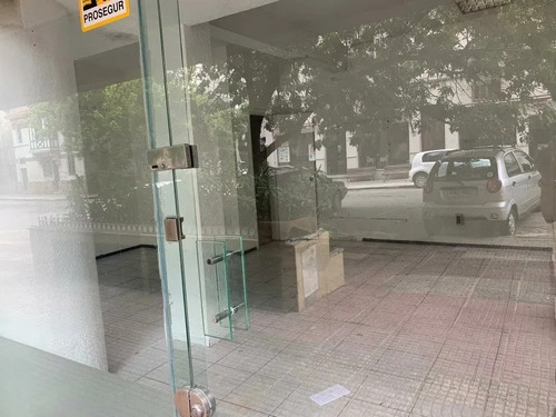 Venta Local Comercial Pocitos
