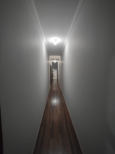 Casa Com 3 Dorms Em Bairro Nobre