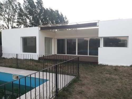 Casa En Venta En Barrio Cerrado La Pancha I