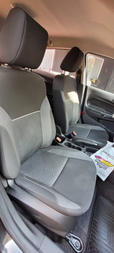Ford Fiesta Kinetic 1.6 Se Plus 120cv Titular 2018 Pto. Fcio