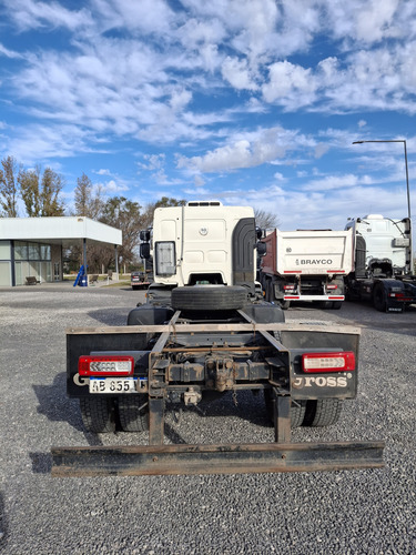 Volvo Vm 270 4x2r (2017)