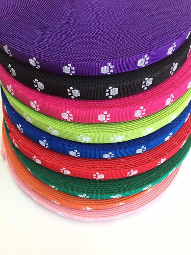 Imagen 1 de 4 de Rollo Cinta De Mascotas 20mm X 25metros. Patitas/colores