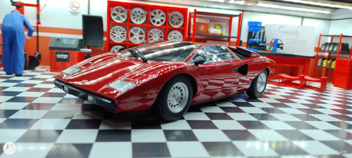 Lamborghini Countach Lp400 Kyosho , Escala 1 18, Rojo (Usado)