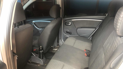 Imagem 5 de 7 de Renault Sandero 2012 1.0 16v Expression Hi-flex 5p