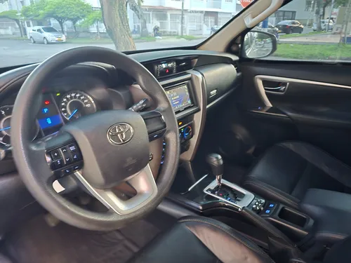 Toyota Fortuner 2.8l