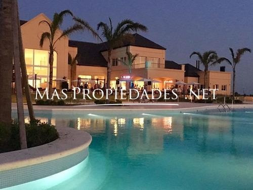 Imagen 2 de 5 de Haras Del Sur 3 Barrio Las Palmeras Lote Con Fondo A Un Lago