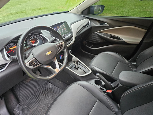 Chevrolet Onix plus 1.0 Lt 4p