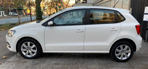 Volkswagen Polo Highline 1.6 Aut 2017
