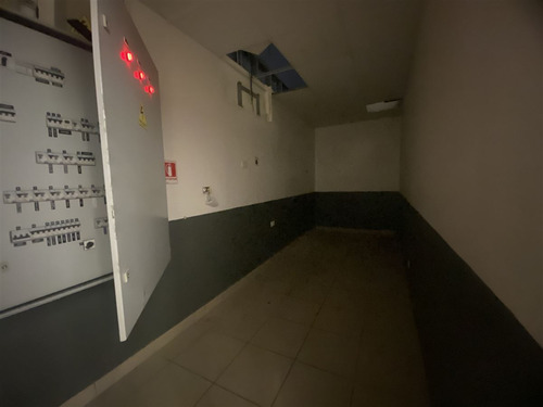 Local Comercial En Arriendo En San Miguel 114 M2