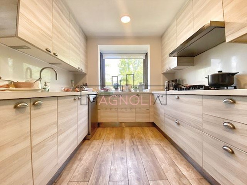 Linda Casa En Venta Estilo Ingles En Condominio