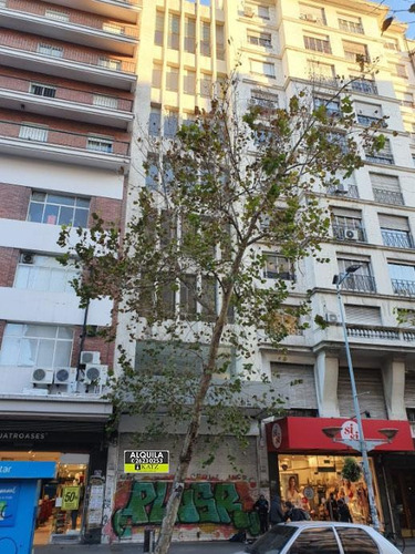 Imagen 2 de 21 de 18 De Julio Esq Paraguay, 7mts De Frente , 1955 M2 Construidos, Único, En Excelente Estado !!