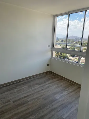 Departamento Con Vista Despejada A Pasos Del Metro