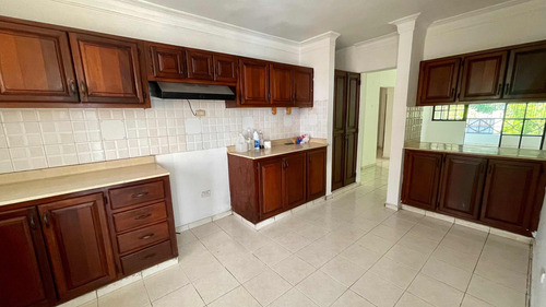 Apartamento En Bueno Aires, Avenida Independencia
