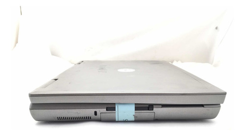 Laptop Dell Latitude D810 15.4 Wifi 1gb Ram Ati Radeon (Usado)
