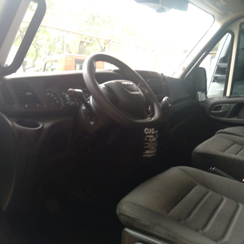 Iveco Daily 35160 2023 Baú Grande Completa 2 Rodas Alumínio