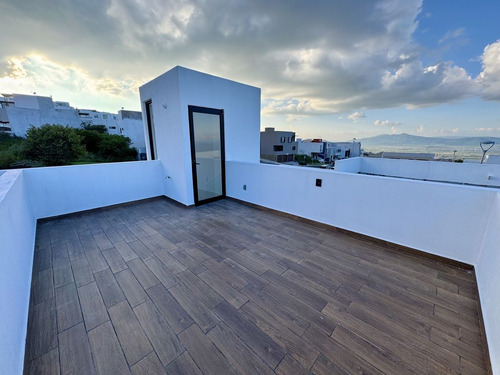 Terraza, Jardín, Doble Altura- Zibatá
