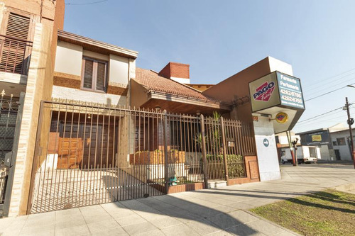 Venta Local Con Vivienda  314 M2 Valentin Alsina