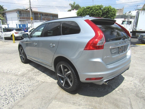 Imagen 3 de 10 de 2016 Volvo Xc60 R Desing Awd