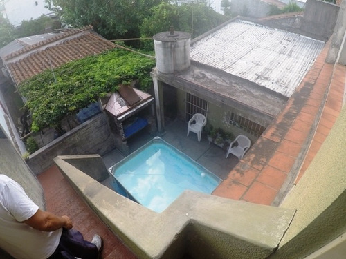 Imagen 13 de 17 de Casa 5 Amb C/dpto Y Patio .venta