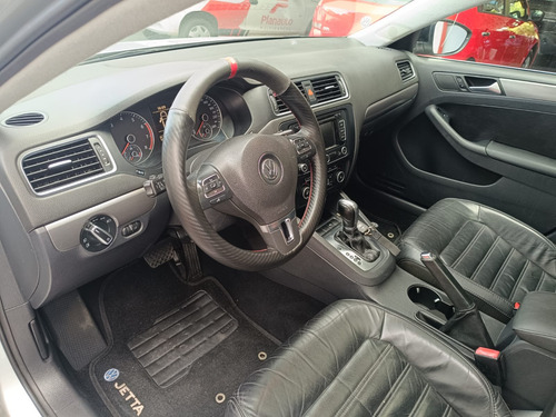 Volkswagen Jetta 2.0 Tsi Highline 4p