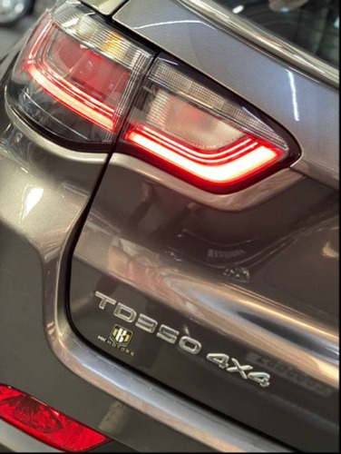 Imagem 14 de 15 de Jeep Compass 2.0 Td350 Turbo Diesel Limited At9