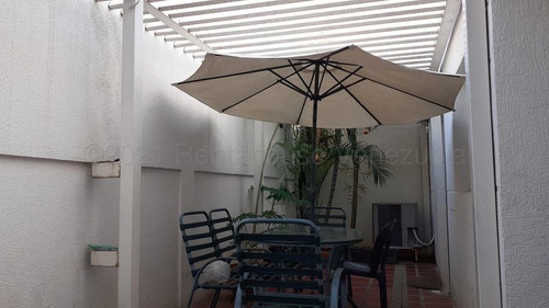 Imagen 10 de 14 de Venta Townhouse De Oportunidad Maracaibo