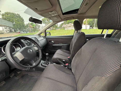 Nissan Tiida 1.8 Acenta