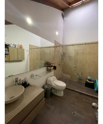 Venta De Casa En El Poblado Los Gonzalez