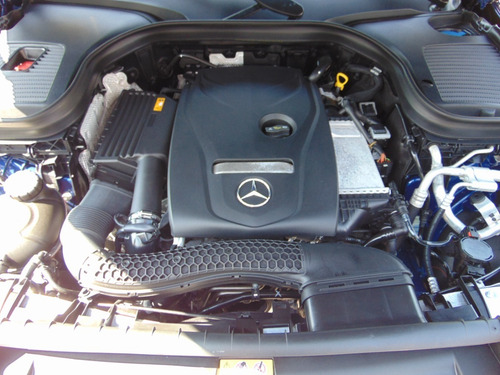 Imagen 13 de 15 de Mercedes Benz Clase Glc 300 2019 Coupe Sport Azul