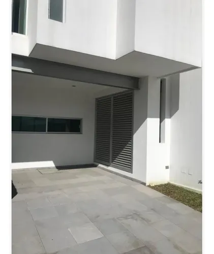 Casa En Venta En Lomas De Angelópolis Ii