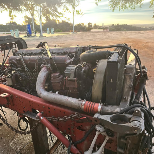 Motor Do Iveco Eurotech Com O Câmbio Zf - Completo
