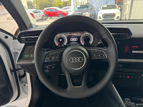 Audi A3 1.4 Sedán 35tfsi Dynamic At Dsg