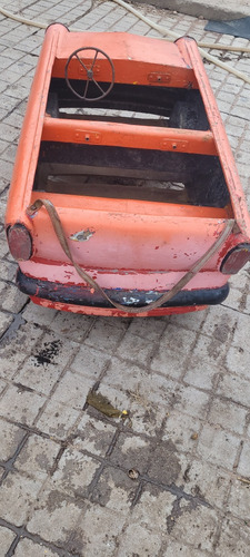 Auto De Parque Infantil En Fibra Naranja (Usado)