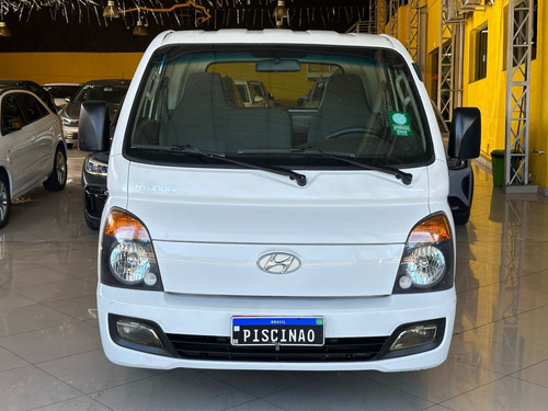 Hyundai HR 2.5 LONGO SEM CAÇAMBA 4X2 16V 130CV TURBO INTERCOOLER DIESEL 2P MANUAL