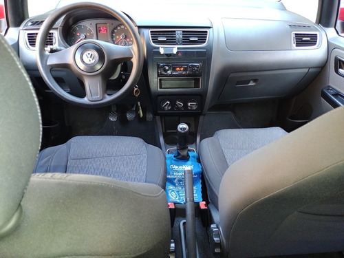Imagem 5 de 7 de Volkswagen Fox 2012 1.0 Vht Trend Total Flex 5p