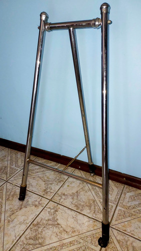 Cavalete De Inox Para Quadro Presença, Expositor, P/pintura Cinza (Usado)
