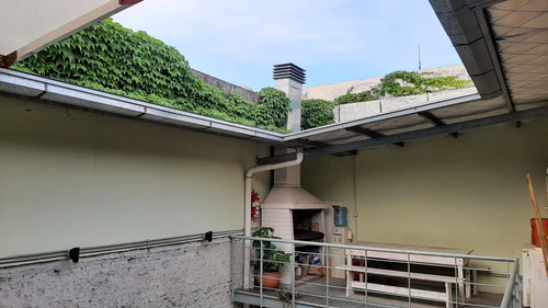 Ph Adaptado Para Uso Comercial, Apto Vivienda - Villa Urquiza- Venta