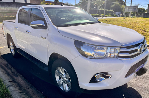 Toyota Hilux 2.8 Tdi Srv Cab. Dupla 4x4 Aut. 4p