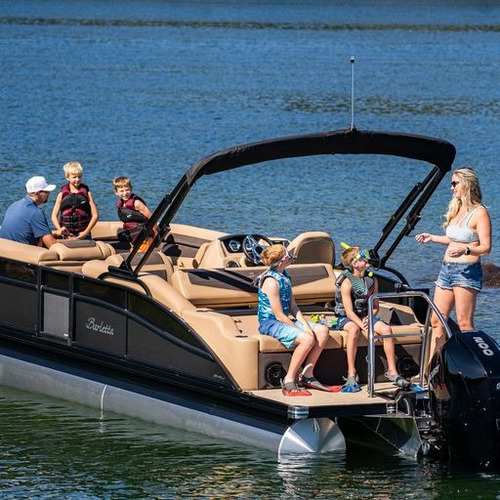 Barletta Pontoons Party Boats 2025's Armalo A Tu Gusto !