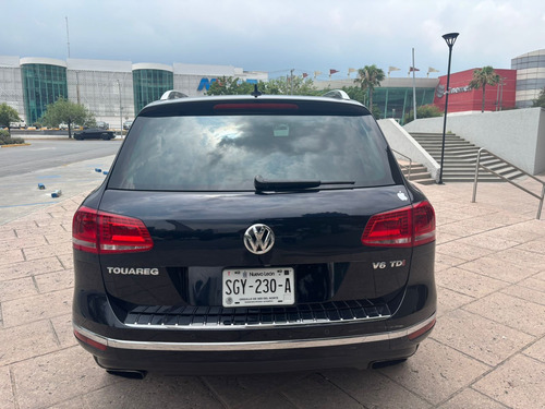 Volkswagen Touareg 3.0 V6 Tdi At
