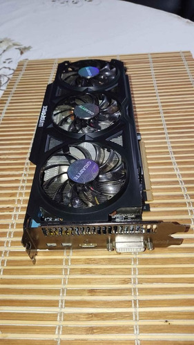 Imagen 3 de 5 de Tarjeta De Video Gigabyte R9 280 3gb Ddr5 Winforce
